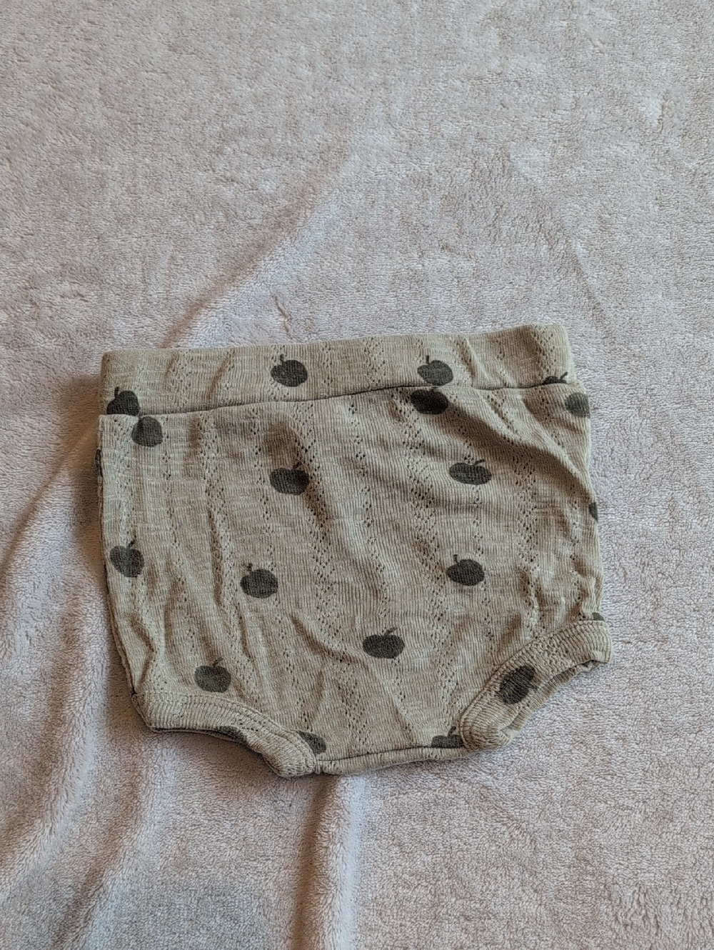 kate quinn Light Green Bloomers with Dark Green Apple Motif